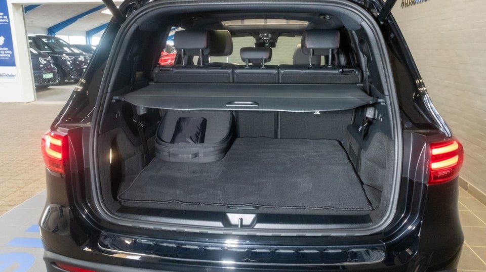 Mercedes EQB350 AMG Premium 4Matic 7prs 5d