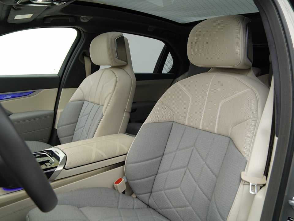 BMW i7 xDrive60 4d