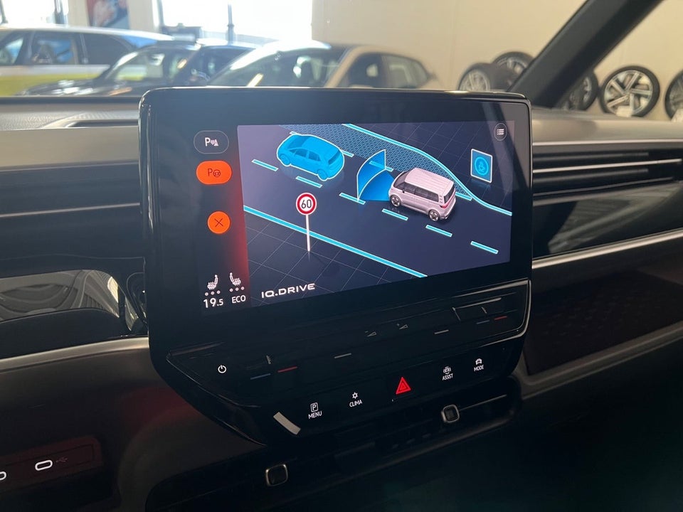 VW ID.Buzz 77 Pro SWB 5d