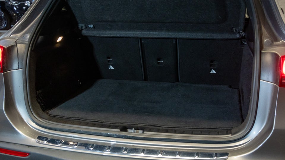 Mercedes EQA350 AMG Line 4Matic 5d