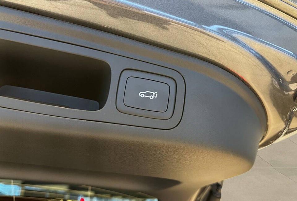 MG MGS6 77 Luxury AWD 5d