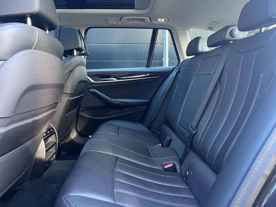 BMW 520d 2,0 Touring Luxury Line aut. 5d