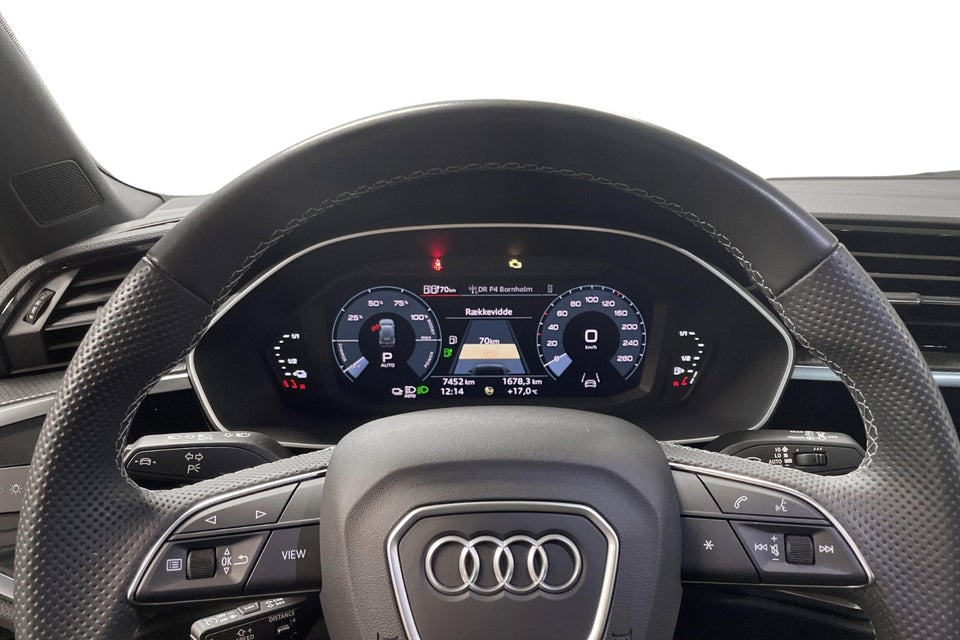 Audi Q3 45 TFSi e S-line+ S-tr. 5d