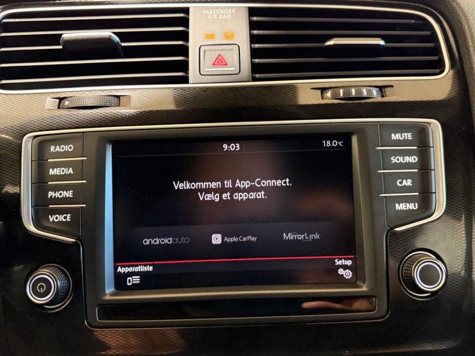 VW Golf VII 1,4 GTE Highline DSG 5d