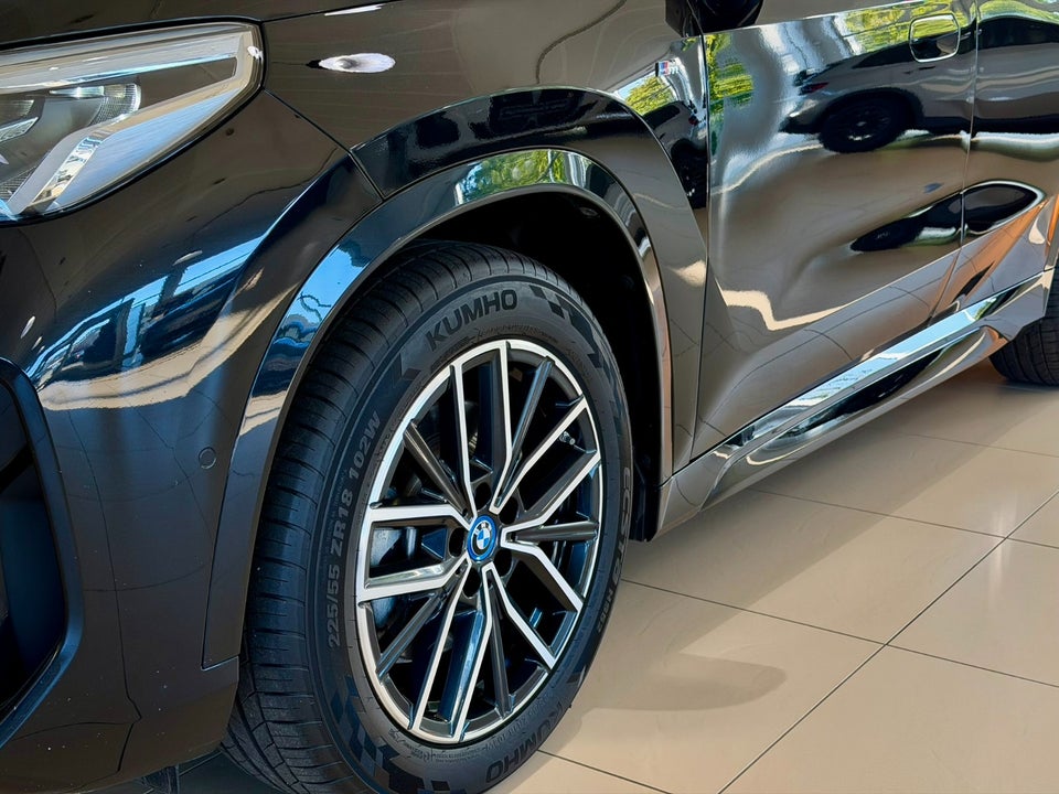 BMW iX1 xDrive30 M-Sport 5d