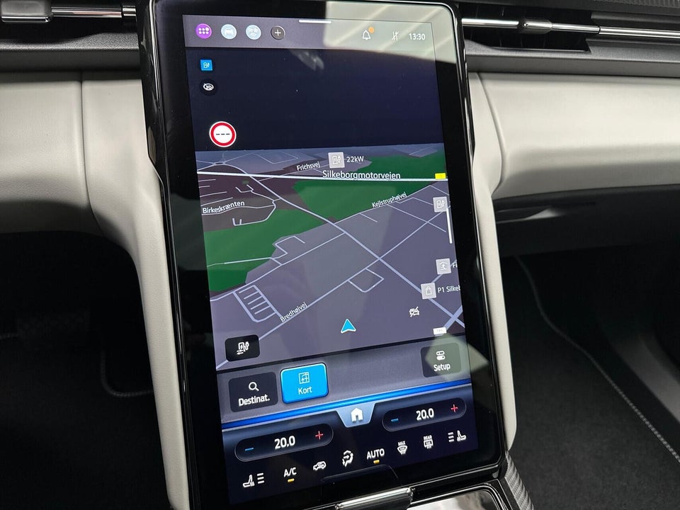 Ford Explorer 82 Premium Extended Range 5d