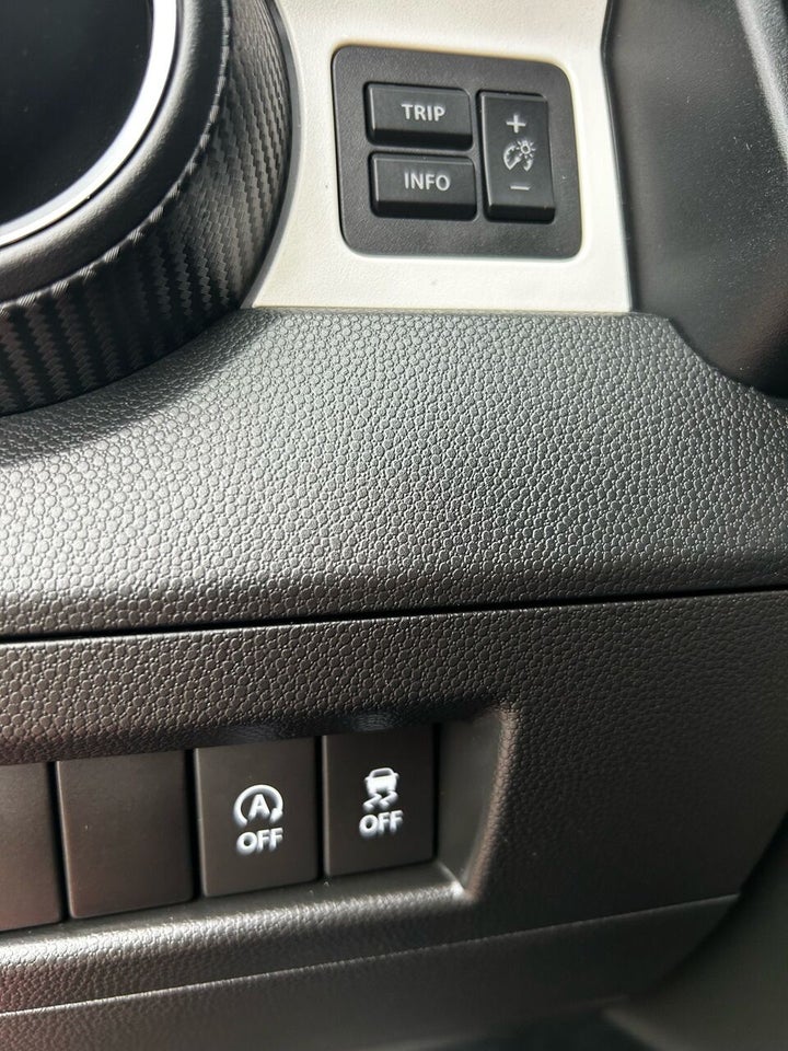 Suzuki Ignis 1,2 mHybrid Adventure CVT 5d