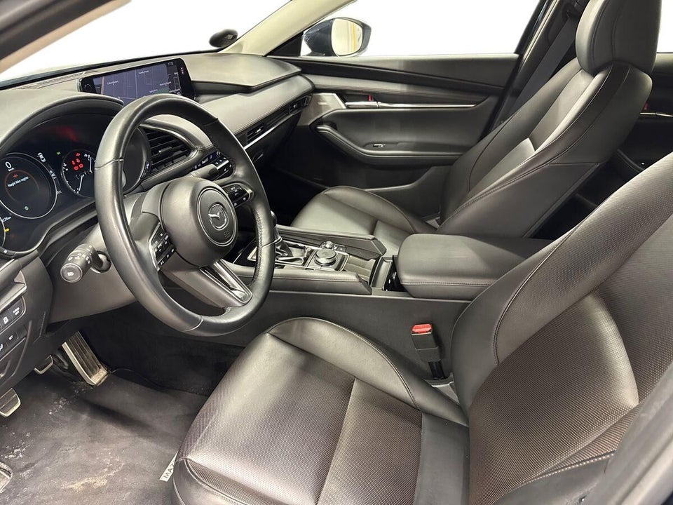 Mazda 3 2,0 e-SkyActiv-G 150 Exclusive-Line 4d
