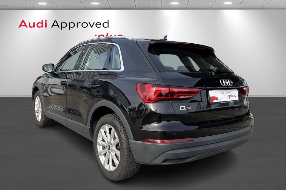 Audi Q3 45 TFSi e Attitude plus S-tr. 5d