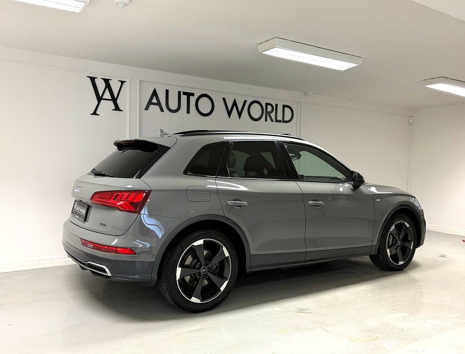 Audi Q5 3,0 TDi 286 S-line quattro Tiptr. 5d