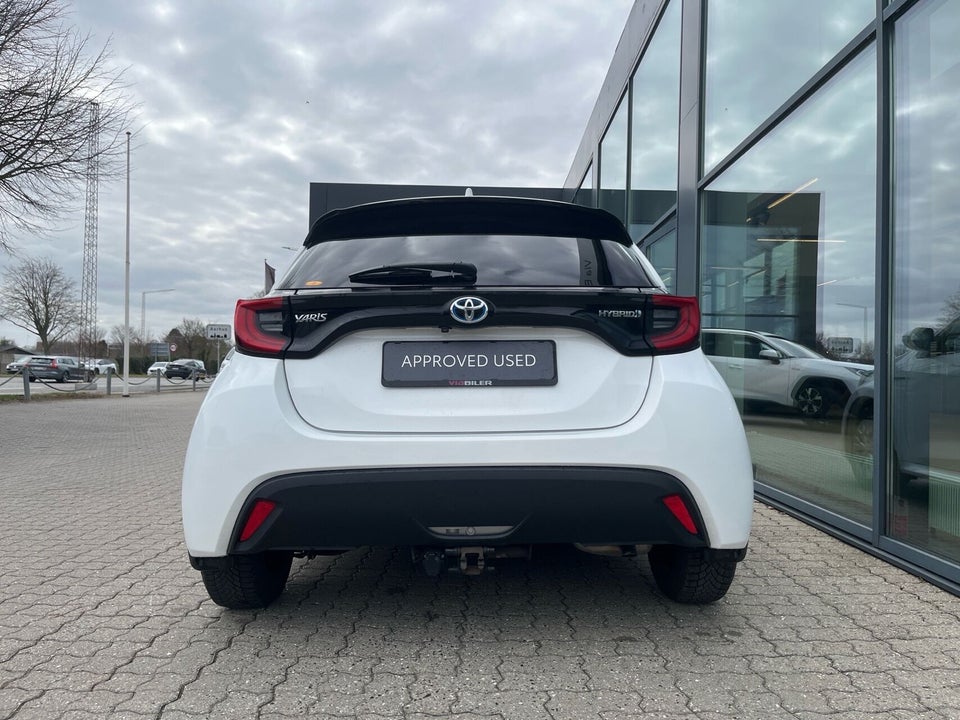 Toyota Yaris 1,5 Hybrid H3 Vision e-CVT 5d