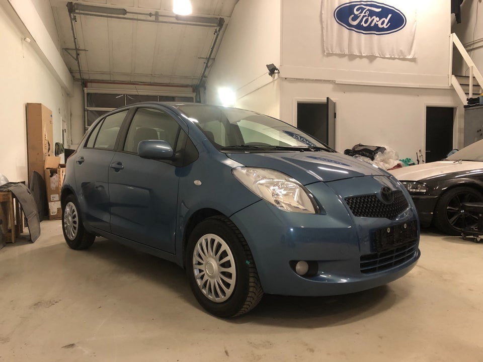 Toyota Yaris 1,3 Sol M/M 5d