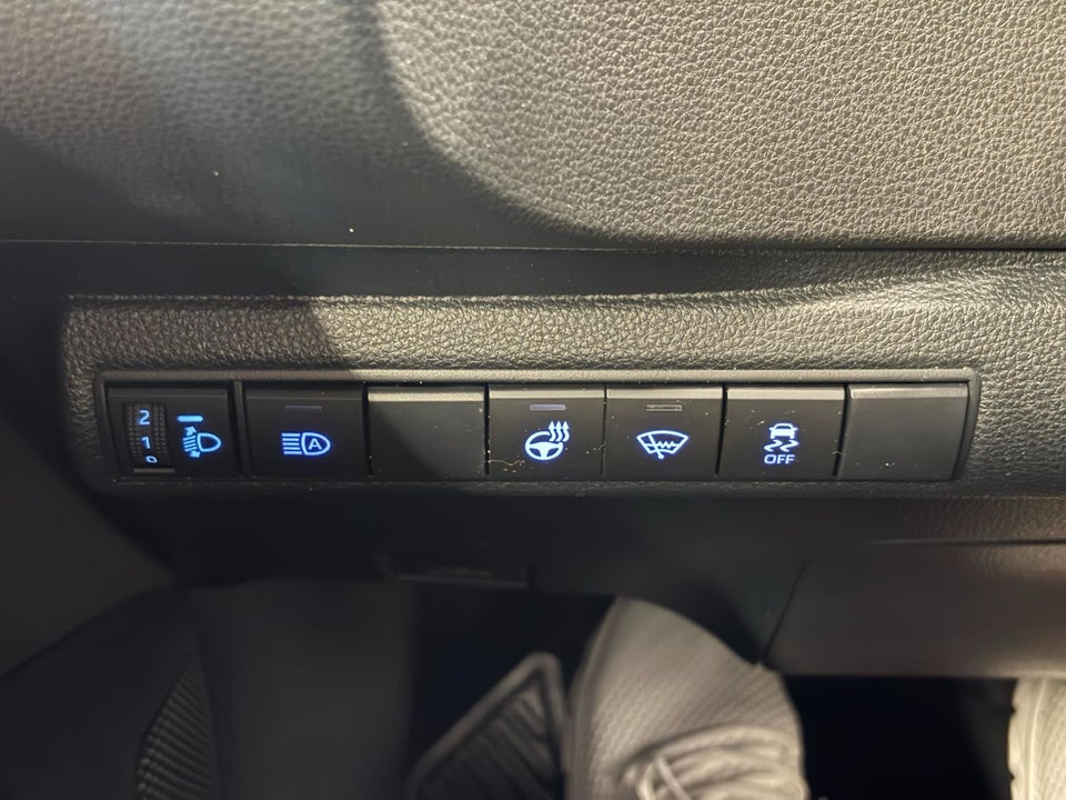 Toyota Corolla 1,8 Hybrid H3 Smart Touring Sports MDS 5d