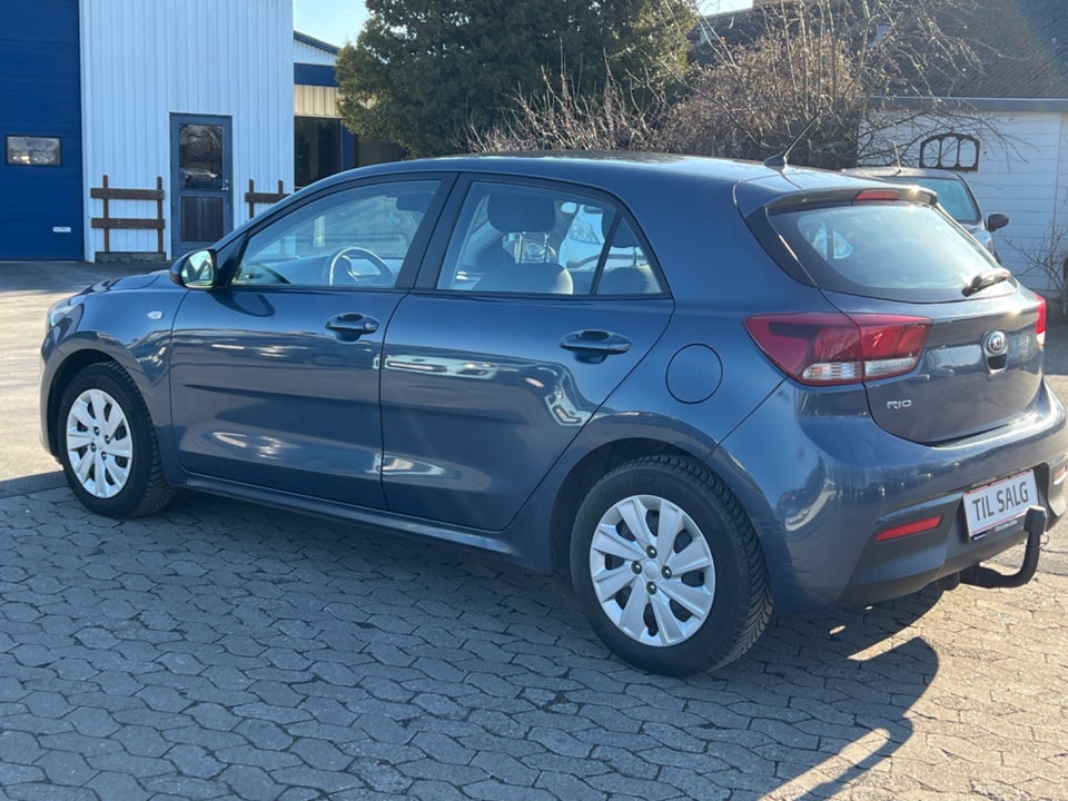 Kia Rio 1,2 CVVT Base+ 5d