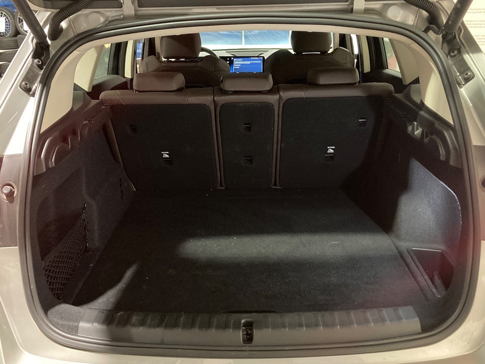 BMW iX1 xDrive30 X-Line 5d