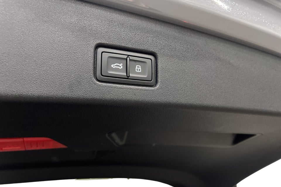 Audi Q4 e-tron 45 Progress quattro 5d