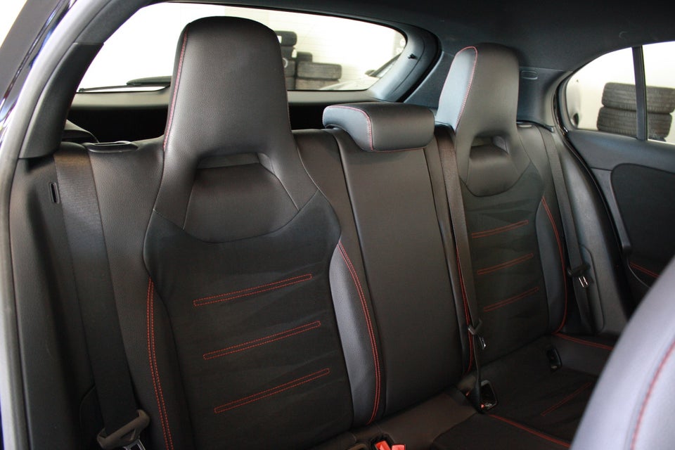 Mercedes A200 1,3 AMG Line aut. 5d