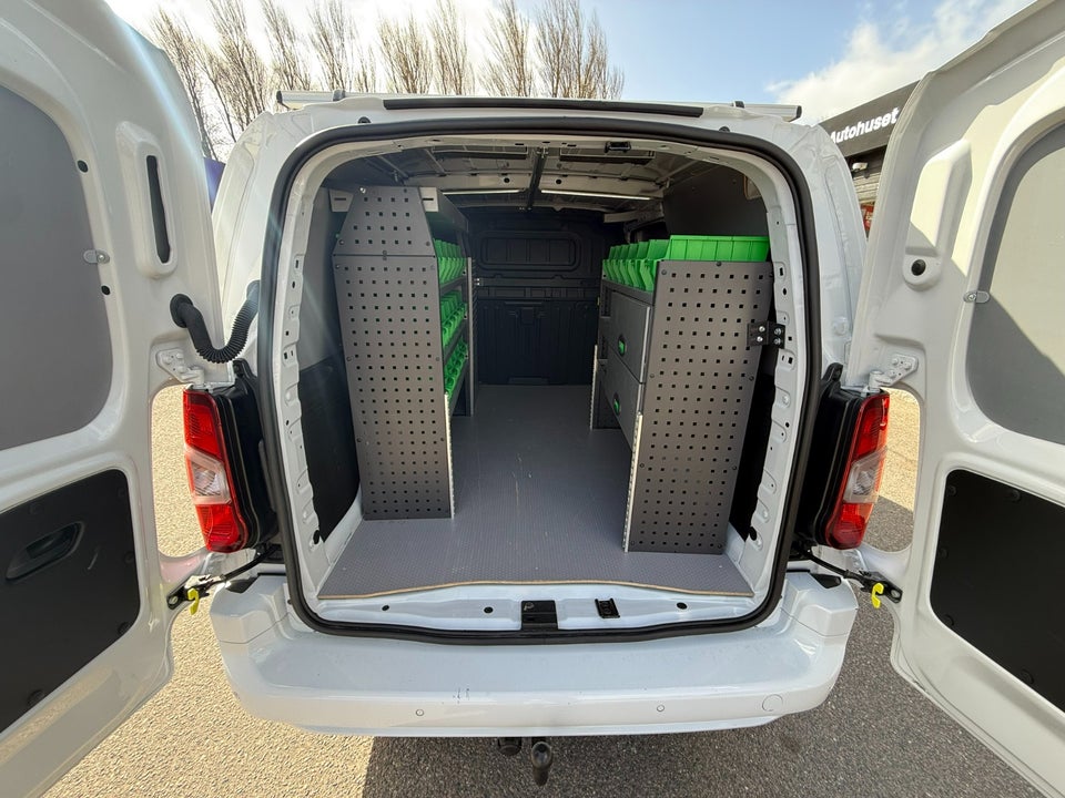 Peugeot Partner 1,5 BlueHDi 130 L2V2 Ultimate EAT8 Van