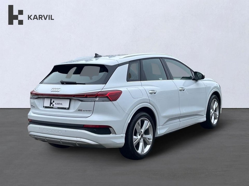 Audi Q4 e-tron 45 S-line 5d