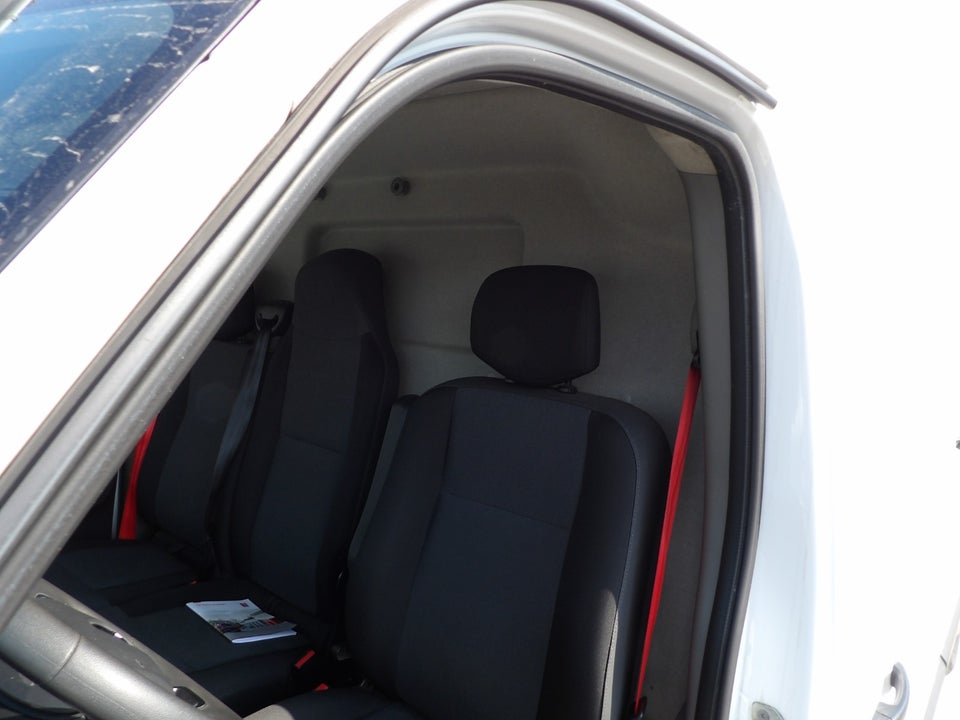 Renault Master IV T35 2,3 dCi 180 L3H3 Kassevogn