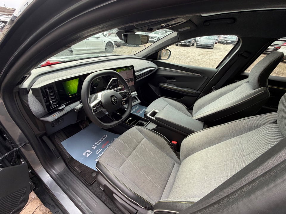 Renault Scenic E-Tech 87 Techno 5d
