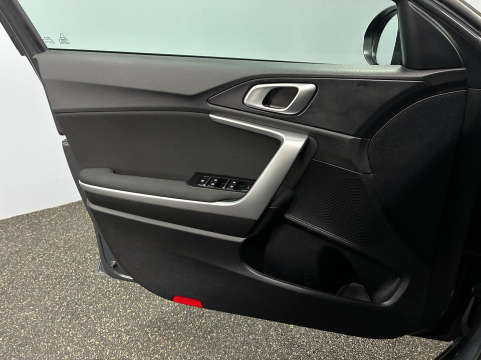 Kia Ceed 1,0 T-GDi Prestige SW 5d