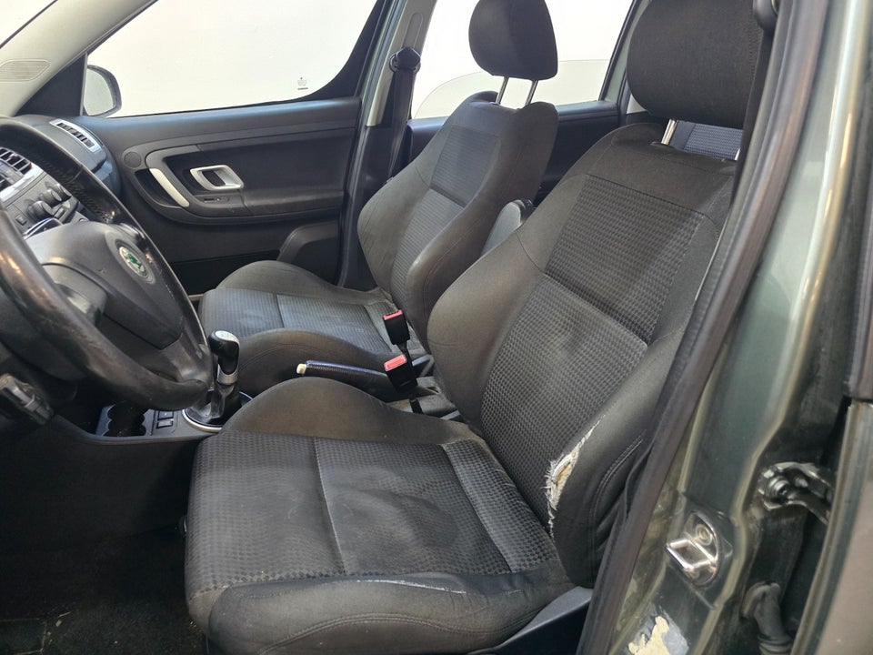 Skoda Roomster 1,6 16V Comfort 5d