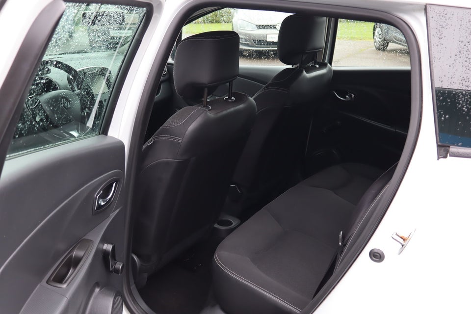 Renault Clio IV 0,9 TCe 90 Expression Sport Tourer 5d