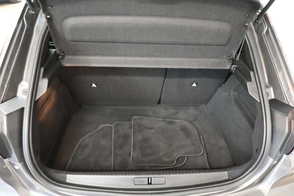 Peugeot 208 1,2 PureTech 100 Allure Pack 5d