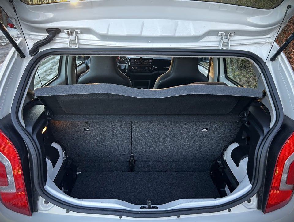 VW Up! 1,0 60 High Up! BMT 5d