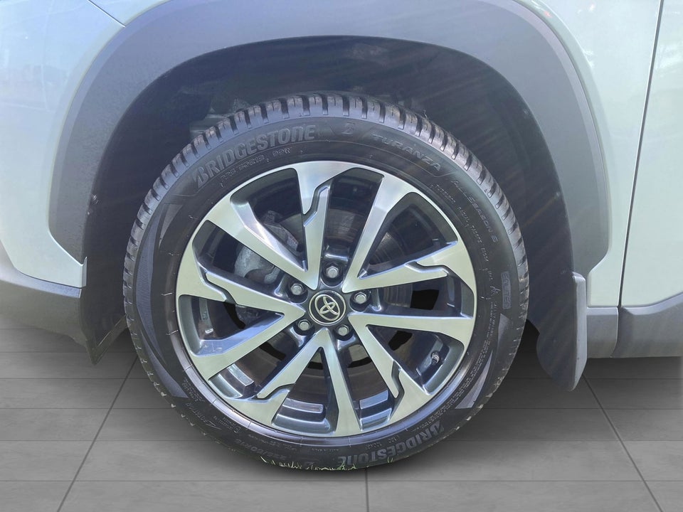 Toyota Corolla Cross 1,8 Hybrid Style CVT 5d