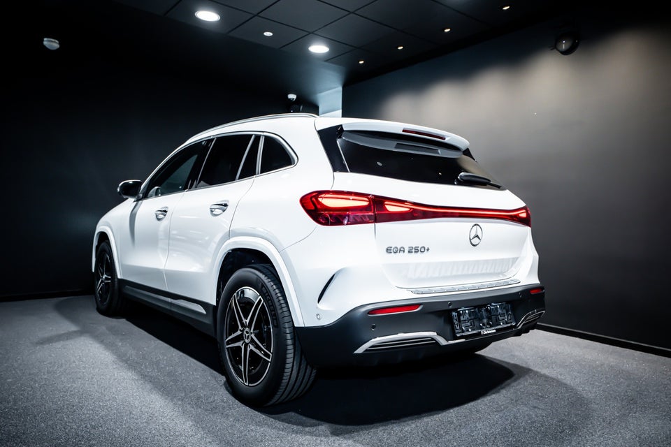 Mercedes EQA250+ AMG Premium 5d