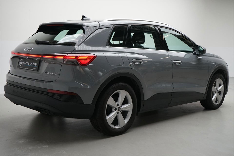 Audi Q4 e-tron 40  5d