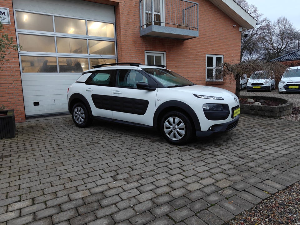 Citroën C4 Cactus 1,6 BlueHDi 100 Feel Van 5d