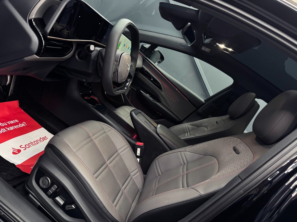 Hongqi EH7 111 Exclusive 4d