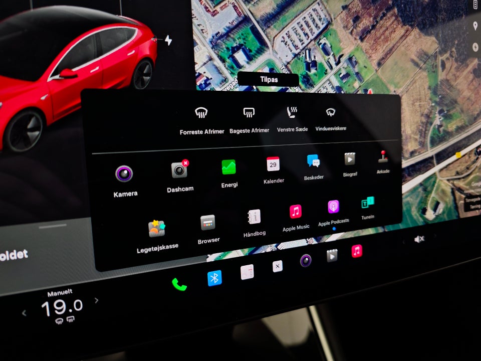 Tesla Model 3 Long Range AWD 4d