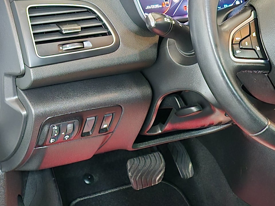 Renault Megane IV 1,6 E-Tech Zen Sport Tourer 5d