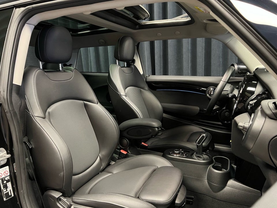 MINI Cooper SE Edition Premium Plus 3d