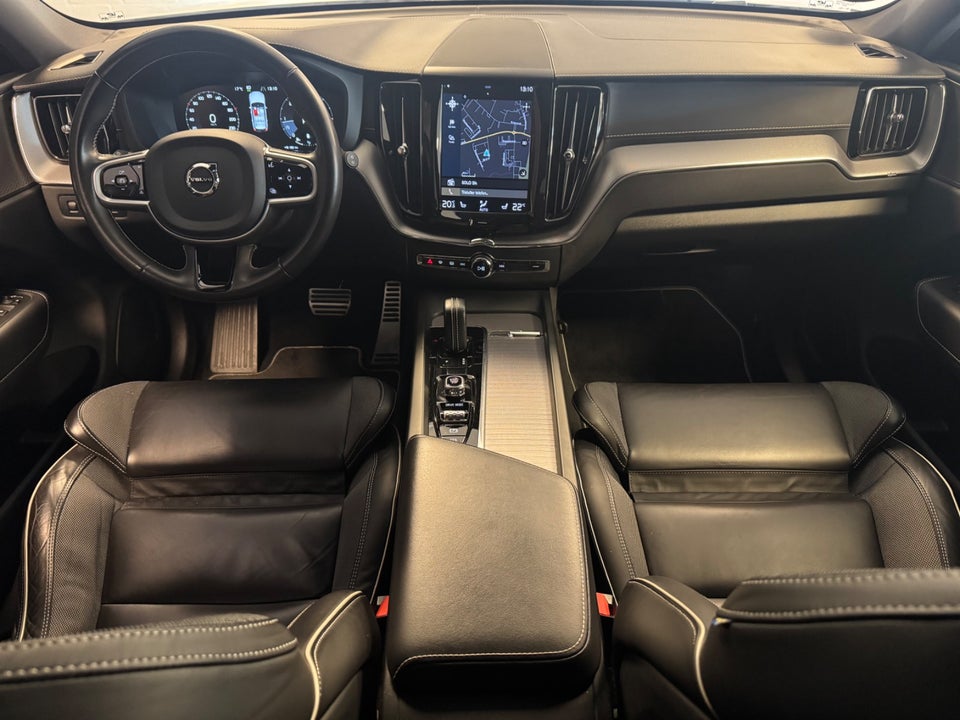 Volvo XC60 2,0 B4 197 R-Design aut. 5d