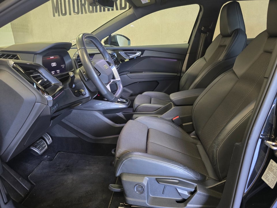 Audi Q4 e-tron 50 S-line quattro 5d