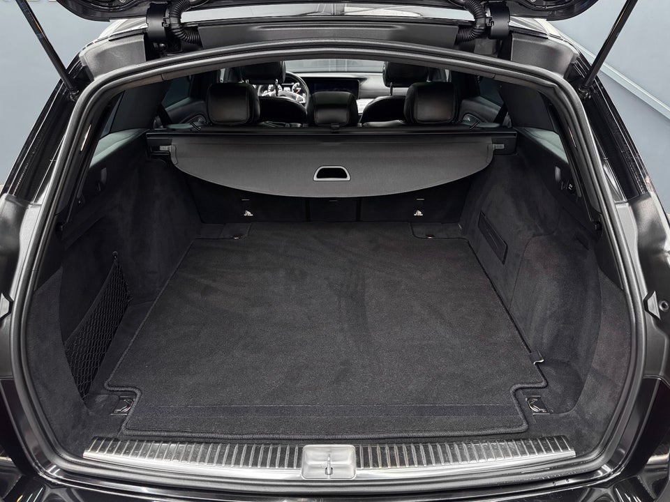 Mercedes E43 3,0 AMG stc. aut. 4Matic 5d