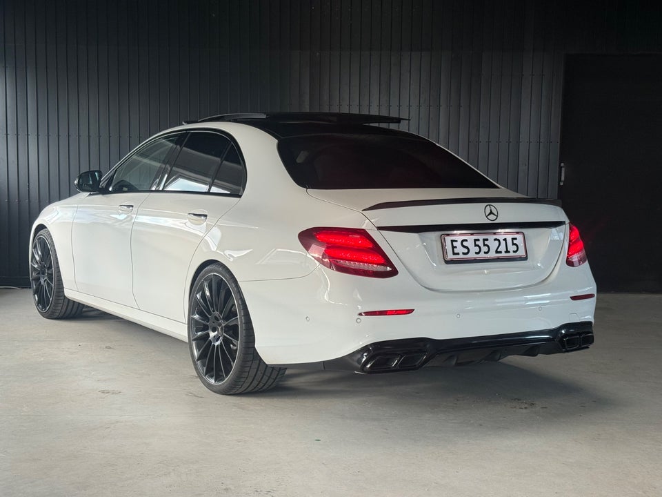 Mercedes E220 d 2,0 AMG Line aut. 4d