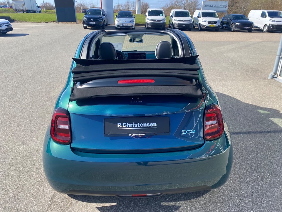 Fiat 500e 42 Icon Cabrio 2d
