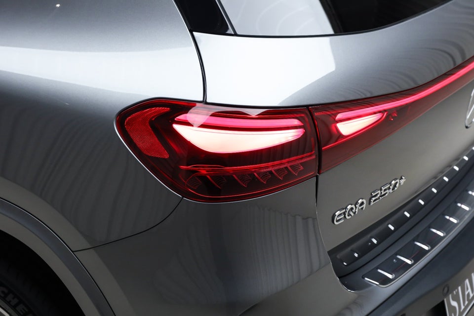 Mercedes EQA250+ AMG Premium 5d