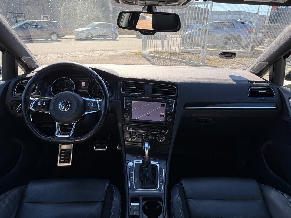 VW Golf VII 1,4 GTE Highline DSG 5d