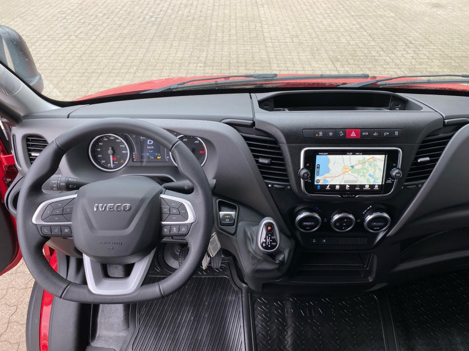 Iveco Daily 2,3 35S14 12m³ Van