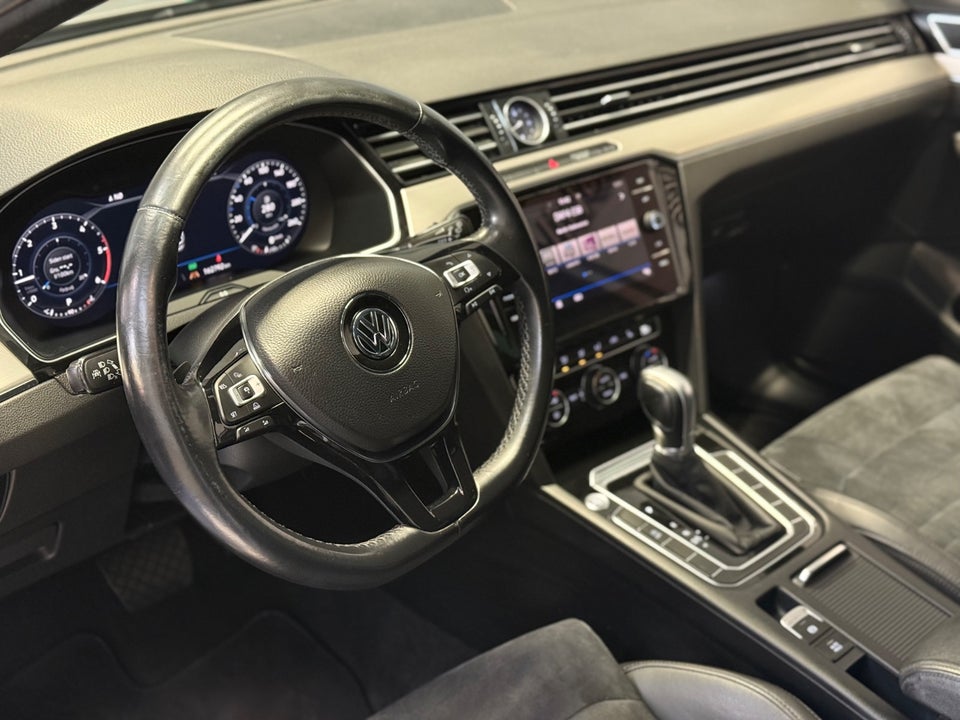 VW Passat 2,0 TDi 150 Highline Premium Variant DSG 5d