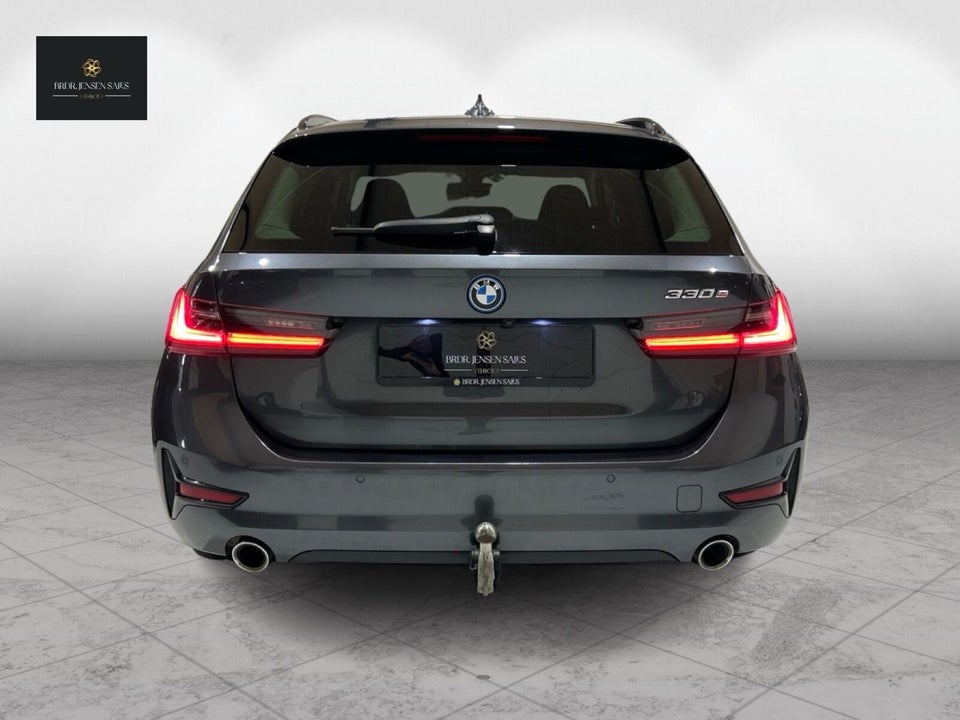 BMW 330e 2,0 Touring Sport Line aut. 5d
