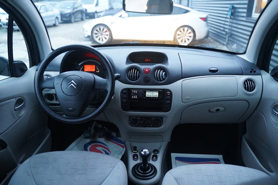 Citroën C3 1,6 16V Elegance 5d