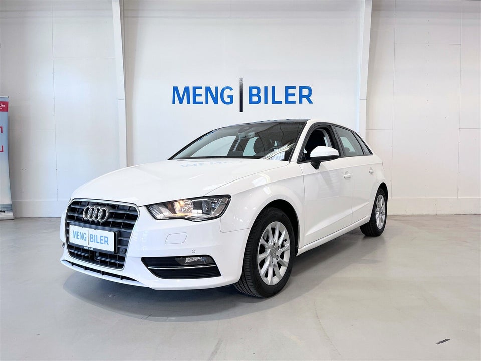 Audi A3 1,6 TDi 110 Attraction Sportback S-tr. 5d